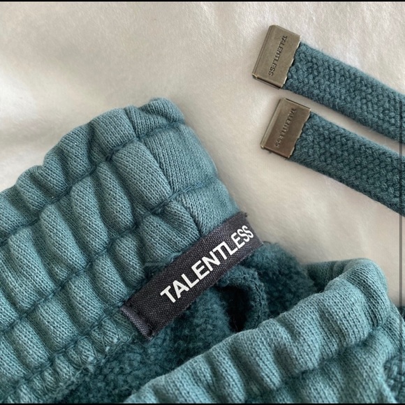 Talentless Womens Sweatpants - Picture 3 of 3